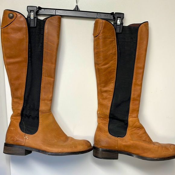 Vince Camuto boots - Picture 1 of 10